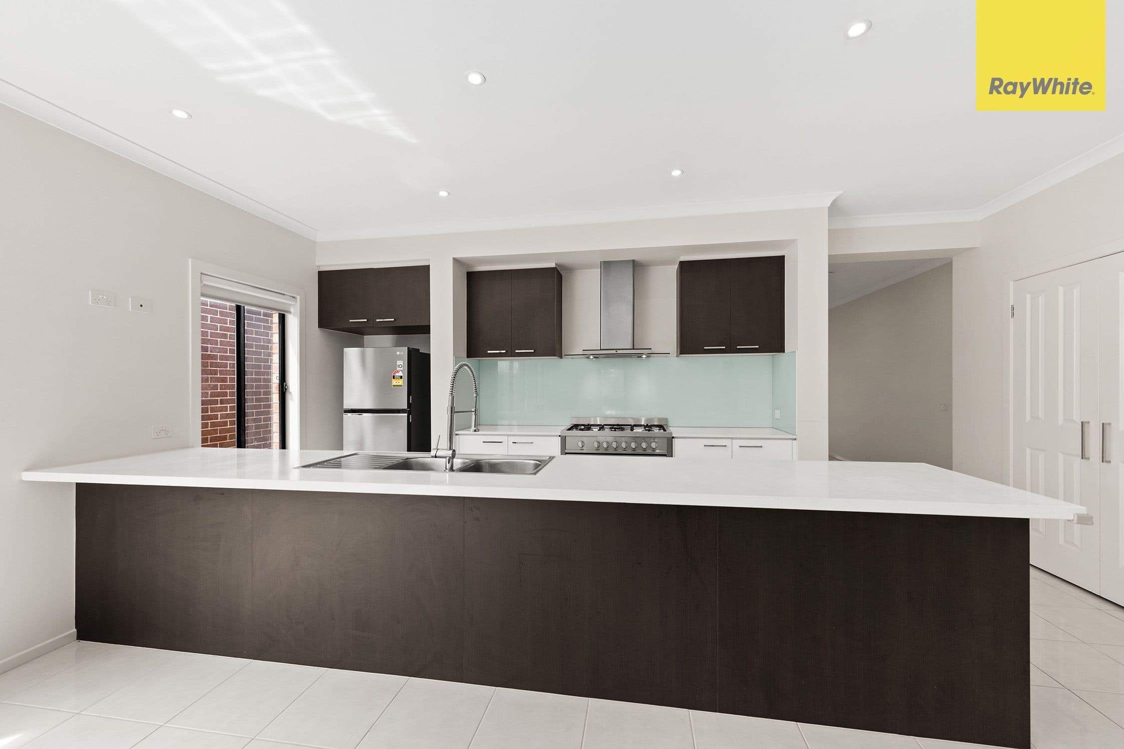 14 Granvia Circuit, Burnside VIC 3023, Burnside - Thumbnail 5