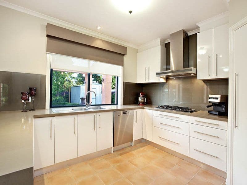 8 Leichardt Close, TAYLORS LAKES VIC 3038, Taylors Lakes - Thumbnail 3