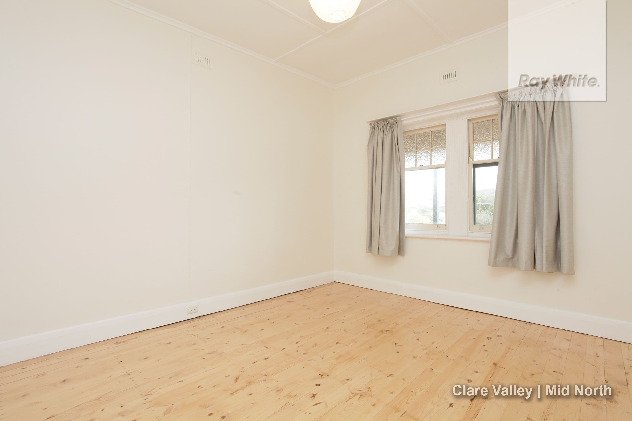 8 Church Street, Burra SA 5417, Burra - Thumbnail 5