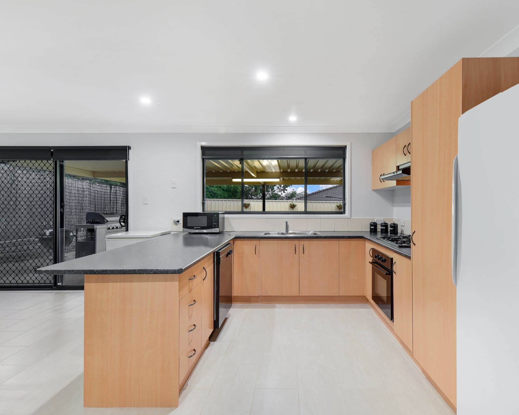 15 McLaughlin Circuit, Bradbury NSW 2560, Bradbury - Thumbnail 2