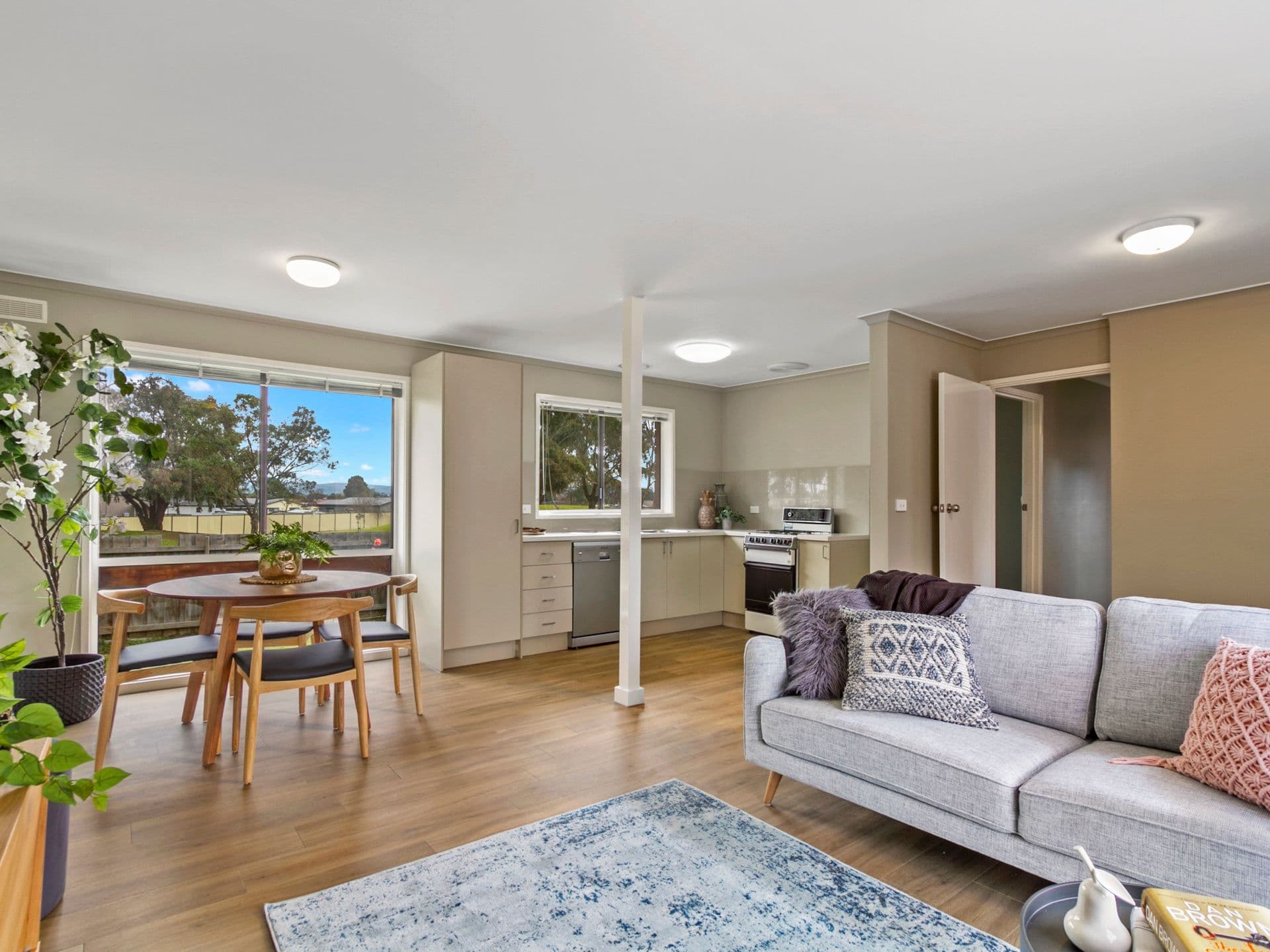 38 Strathcole Drive, Traralgon VIC 3844, Traralgon - Thumbnail 2