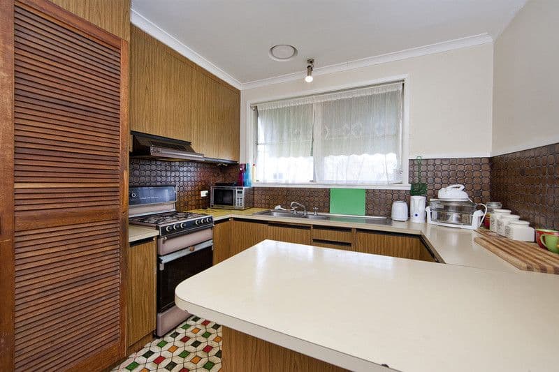 6 Julian Street, WERRIBEE VIC 3030, Werribee - Thumbnail 2
