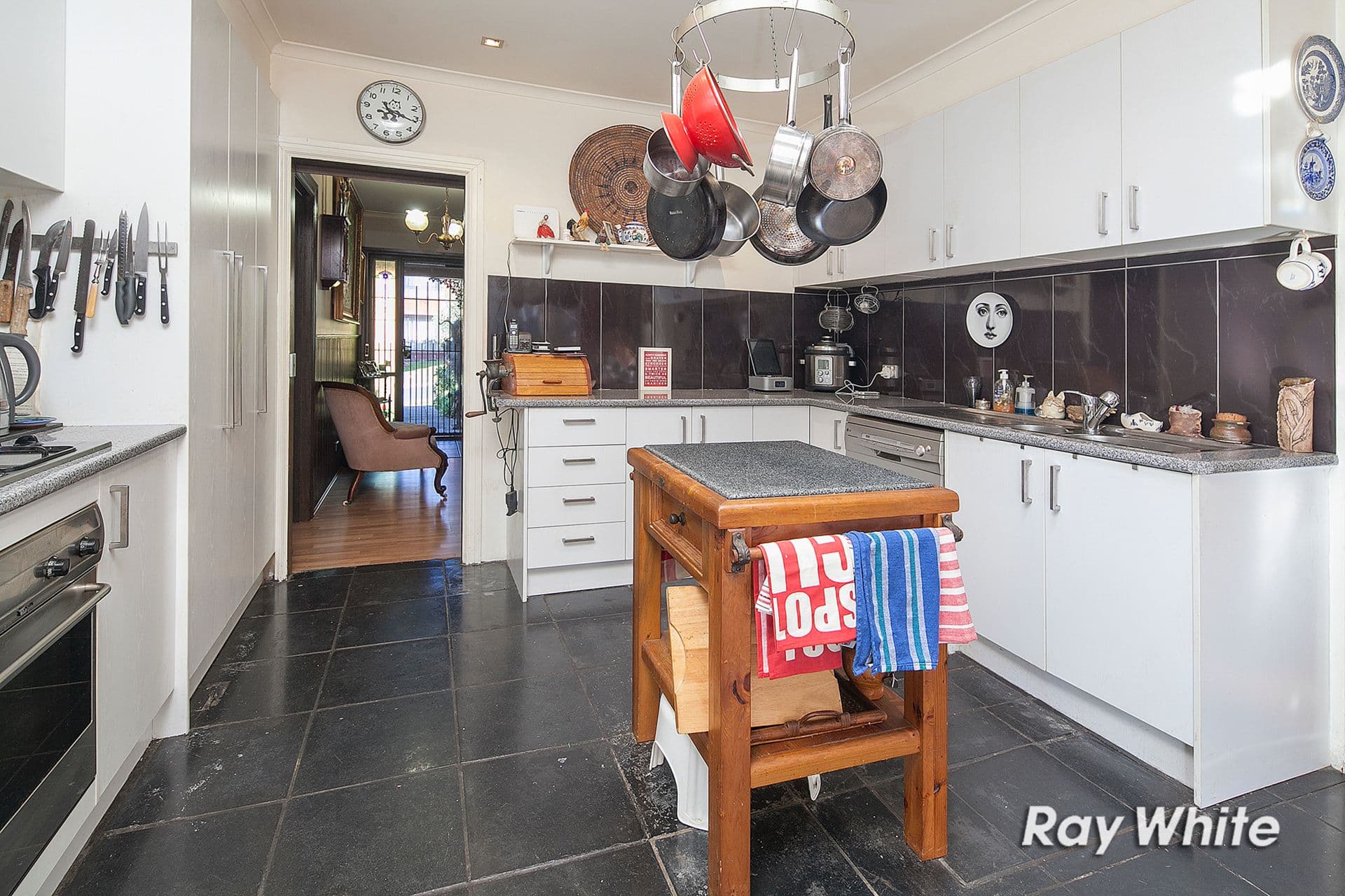 4 Brompton Close, Frankston South VIC 3199, Frankston South - Thumbnail 8