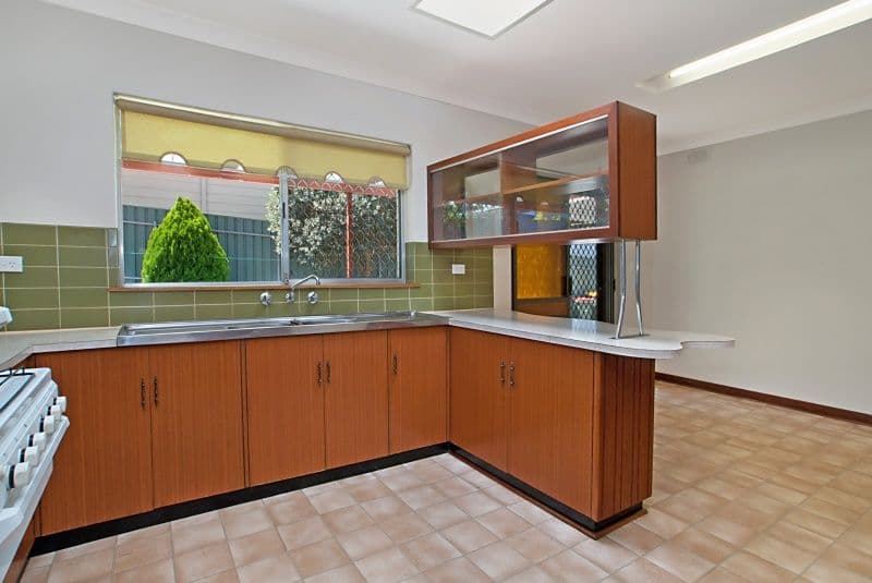 143 Brougham Drive, VALLEY VIEW SA 5093, Valley View - Thumbnail 3