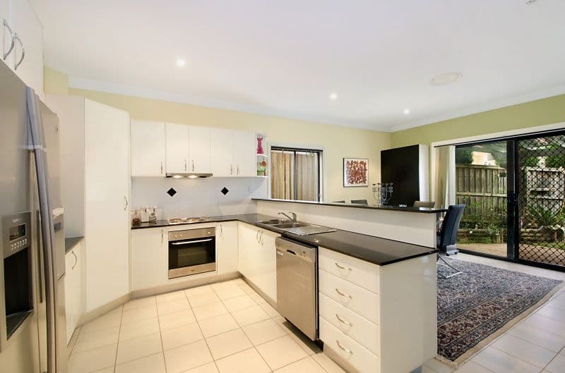 9 Governor Place, WINSTON HILLS NSW 2153, Winston Hills - Thumbnail 2