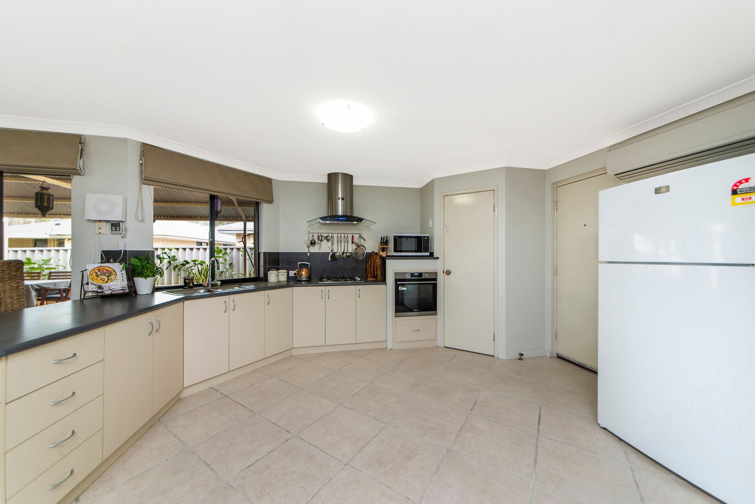 94 College Avenue, Busselton WA 6280, West Busselton - Thumbnail 5