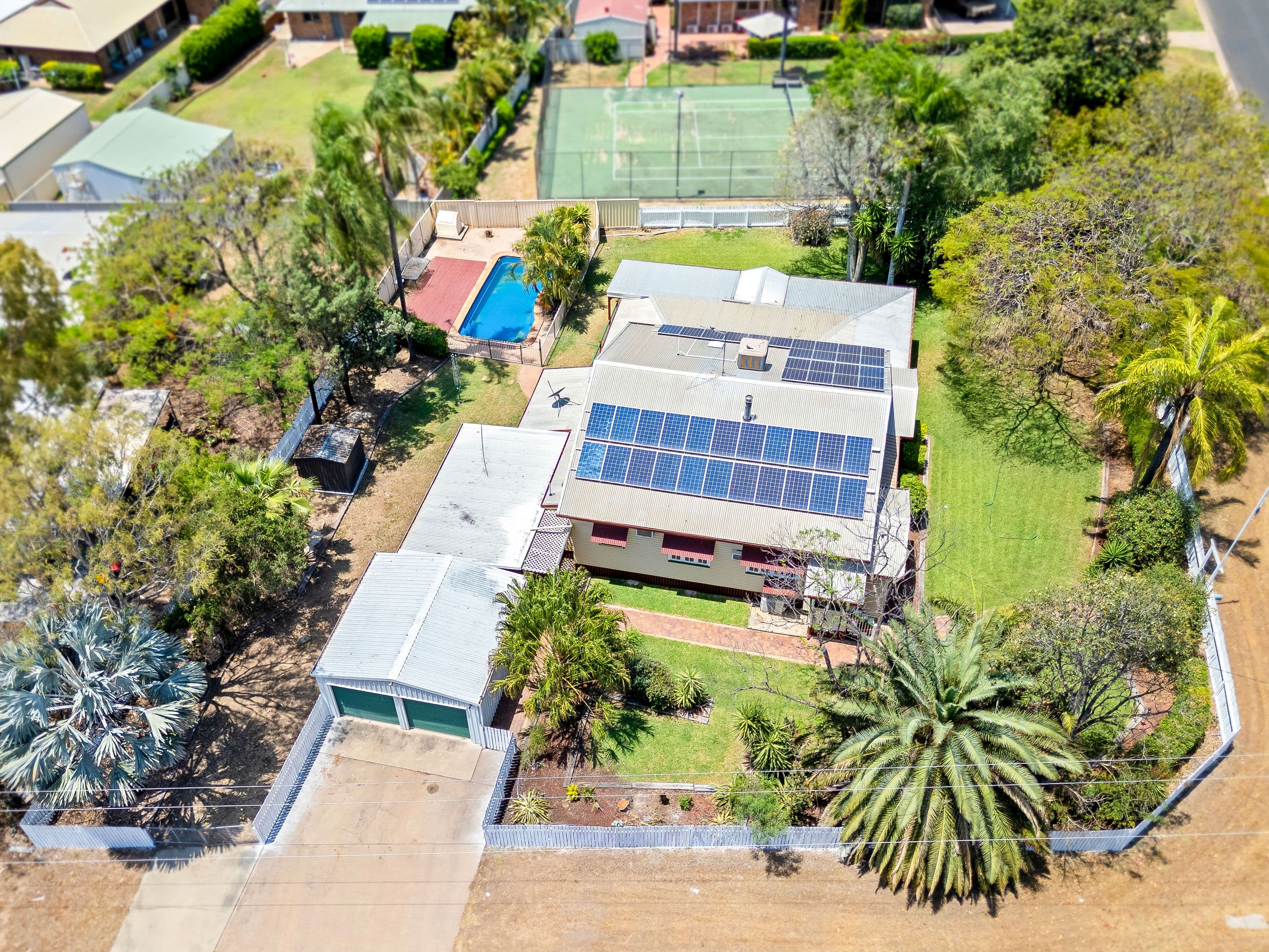1 Egan Street, Emerald QLD 4720, Emerald - Thumbnail 3