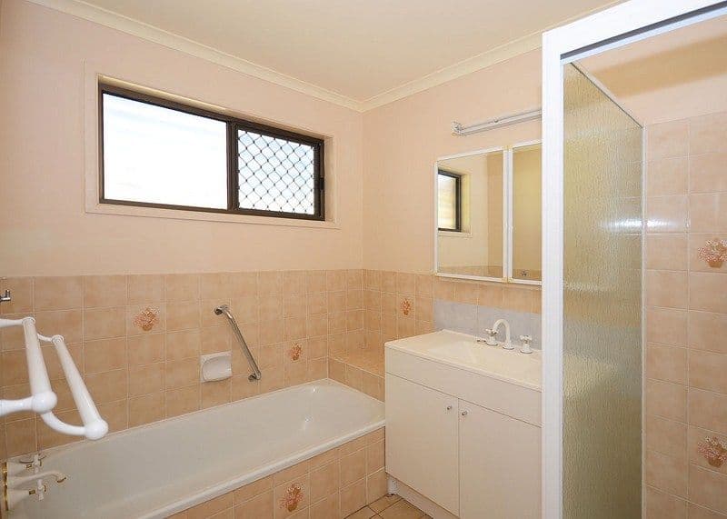 19 Greenway Drive, PIALBA QLD 4655, Pialba - Thumbnail 5
