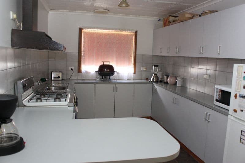 30 Victoria Street, WAHGUNYAH VIC 3687, Wahgunyah - Thumbnail 2