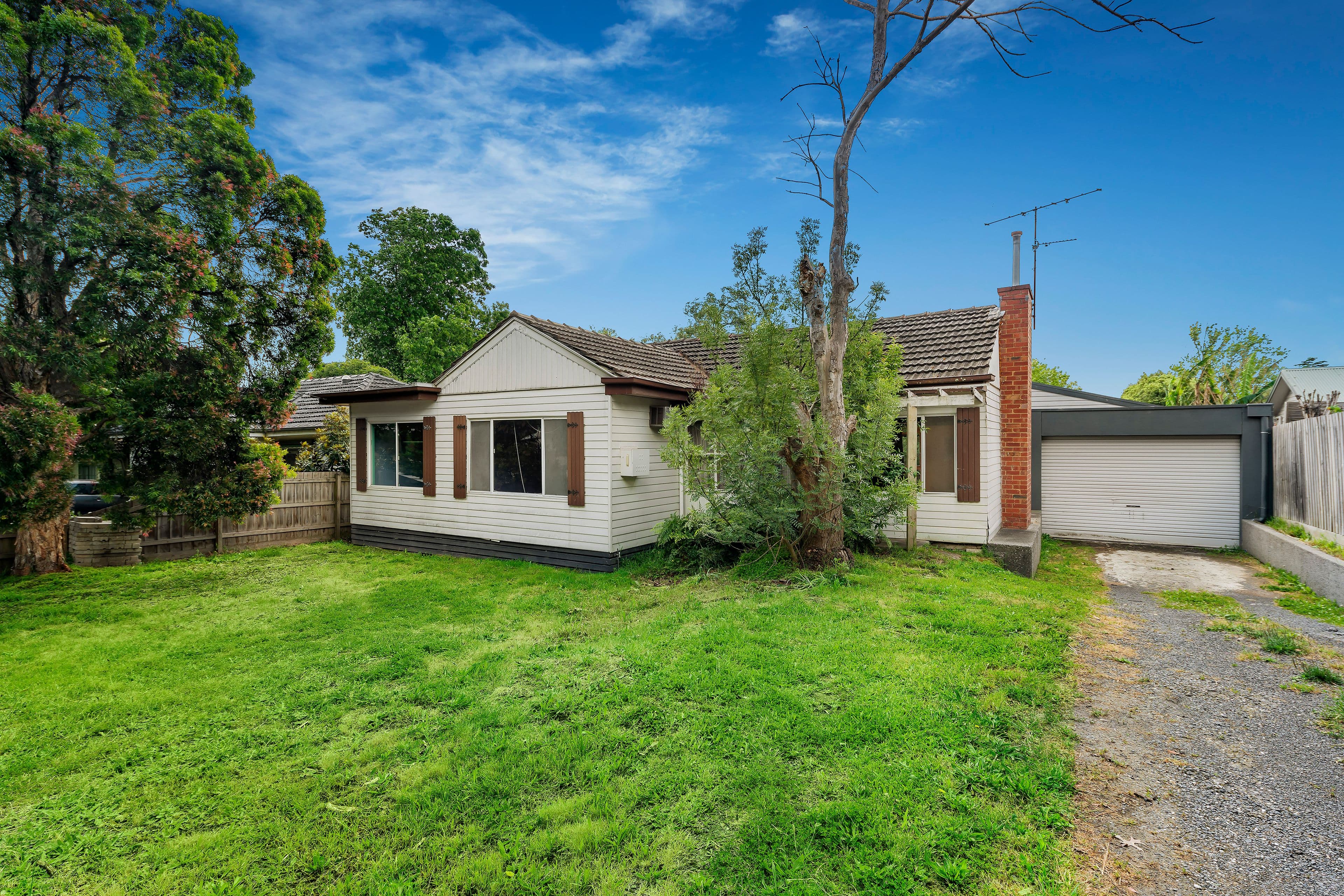 2 Inez Avenue, Ringwood VIC 3134, Ringwood - Image 1
