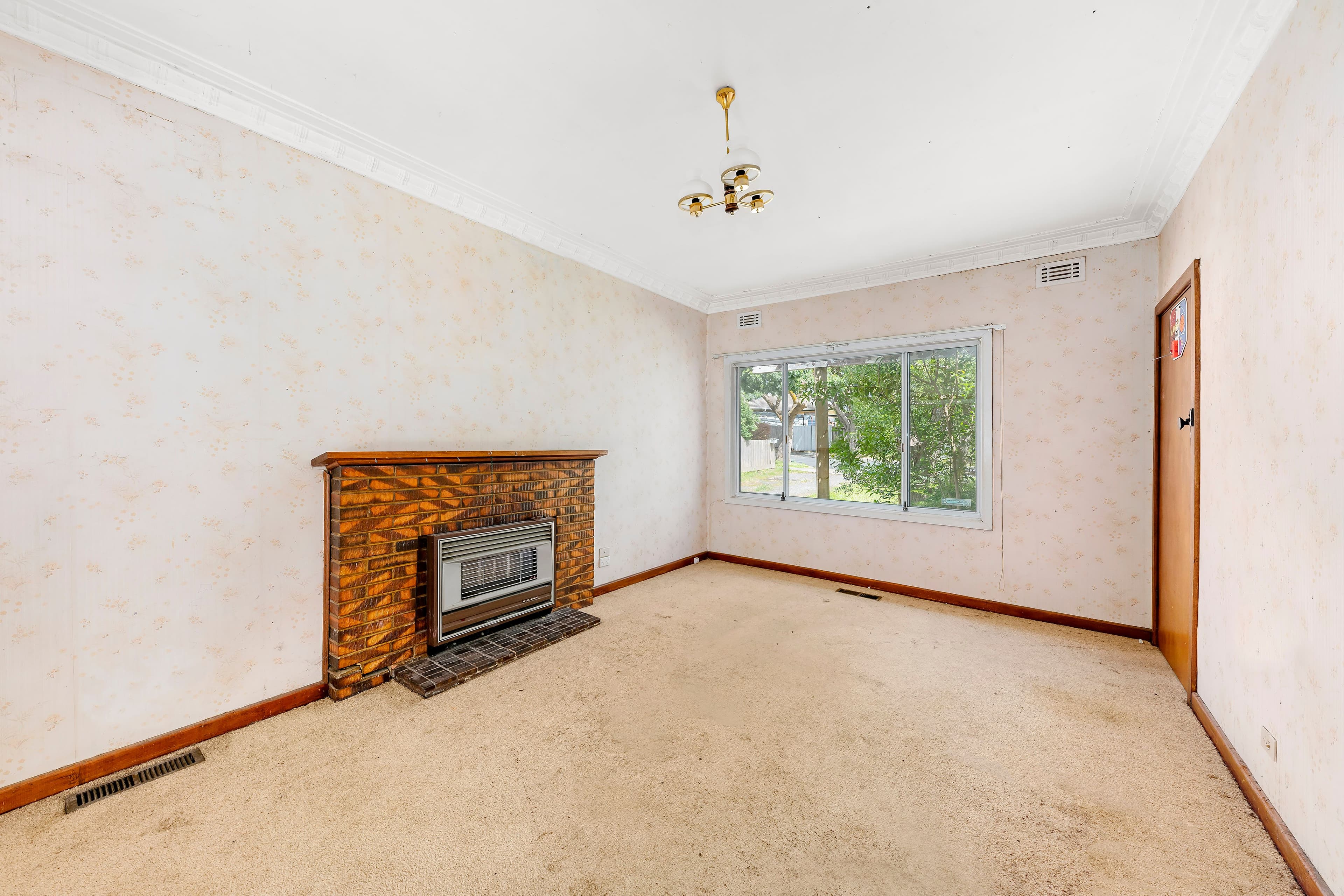 2 Inez Avenue, Ringwood VIC 3134, Ringwood - Thumbnail 3