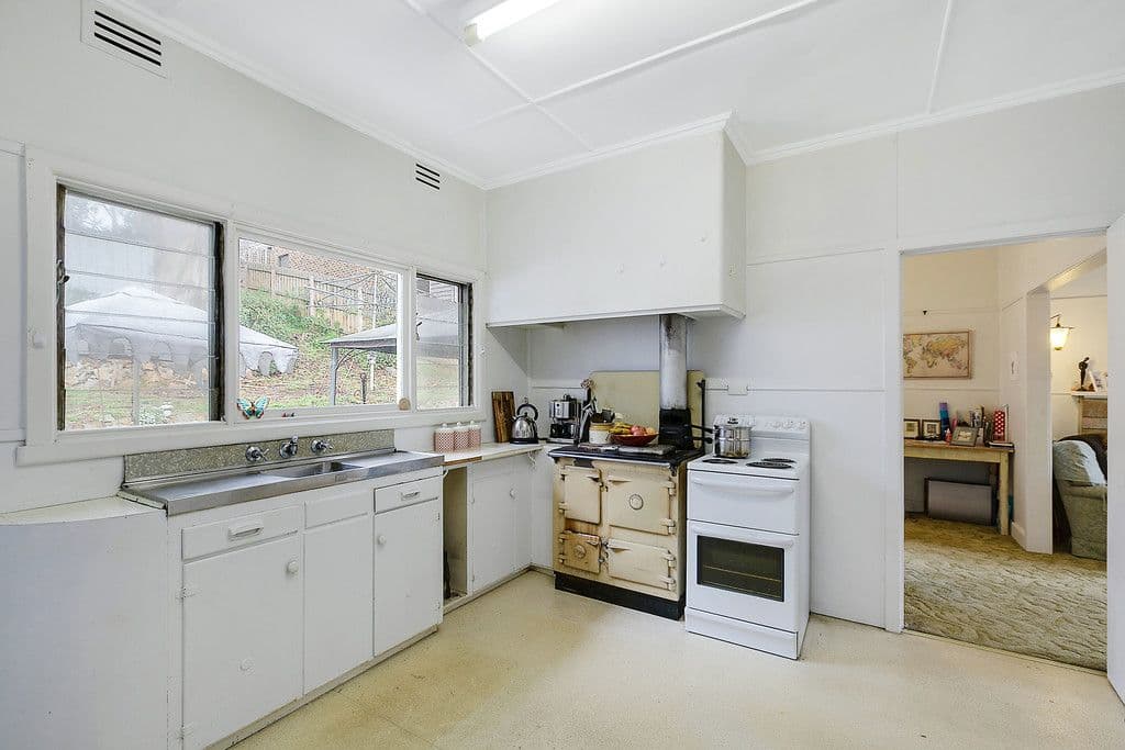 60 St Helena Road, Greensborough VIC 3088, Greensborough - Thumbnail 4
