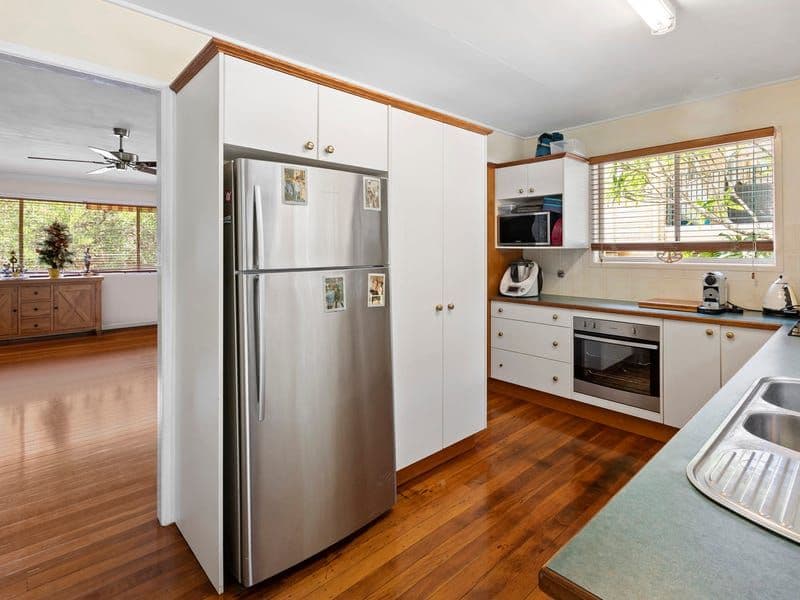 26 Fallbrook Street, Kenmore QLD 4069, Kenmore - Thumbnail 7