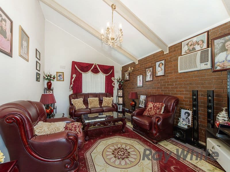 26 Browne Avenue, St Albans VIC 3021, St Albans - Thumbnail 3