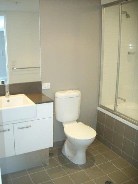 16 Dunvegan Crescent, Dandenong, VIC, 3175, Dandenong - Thumbnail 2