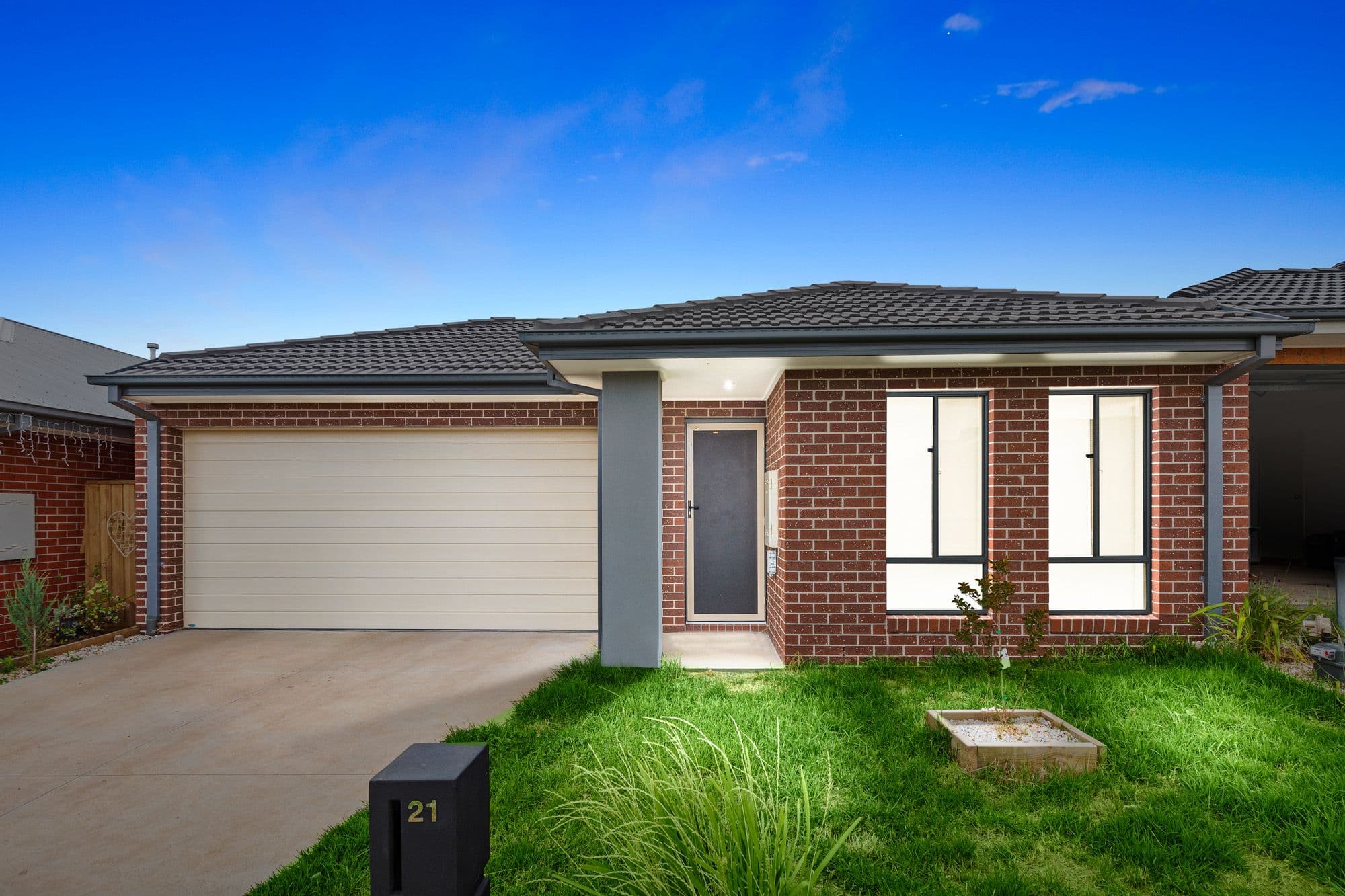 21 Hiskey Crescent, Werribee VIC 3030, Werribee - Image 1