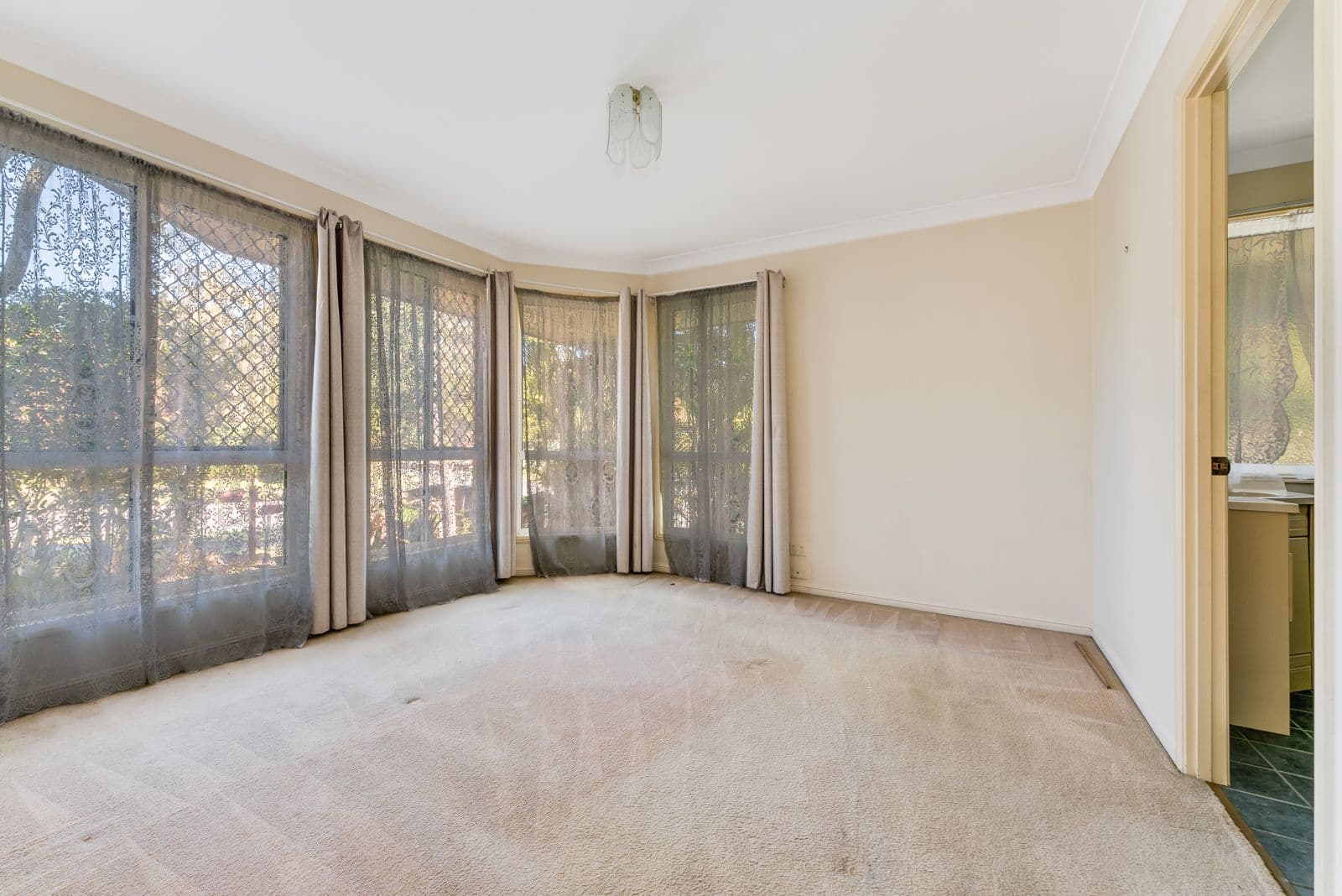 1 Hereford Crescent, Carindale QLD 4152, Carindale - Thumbnail 6