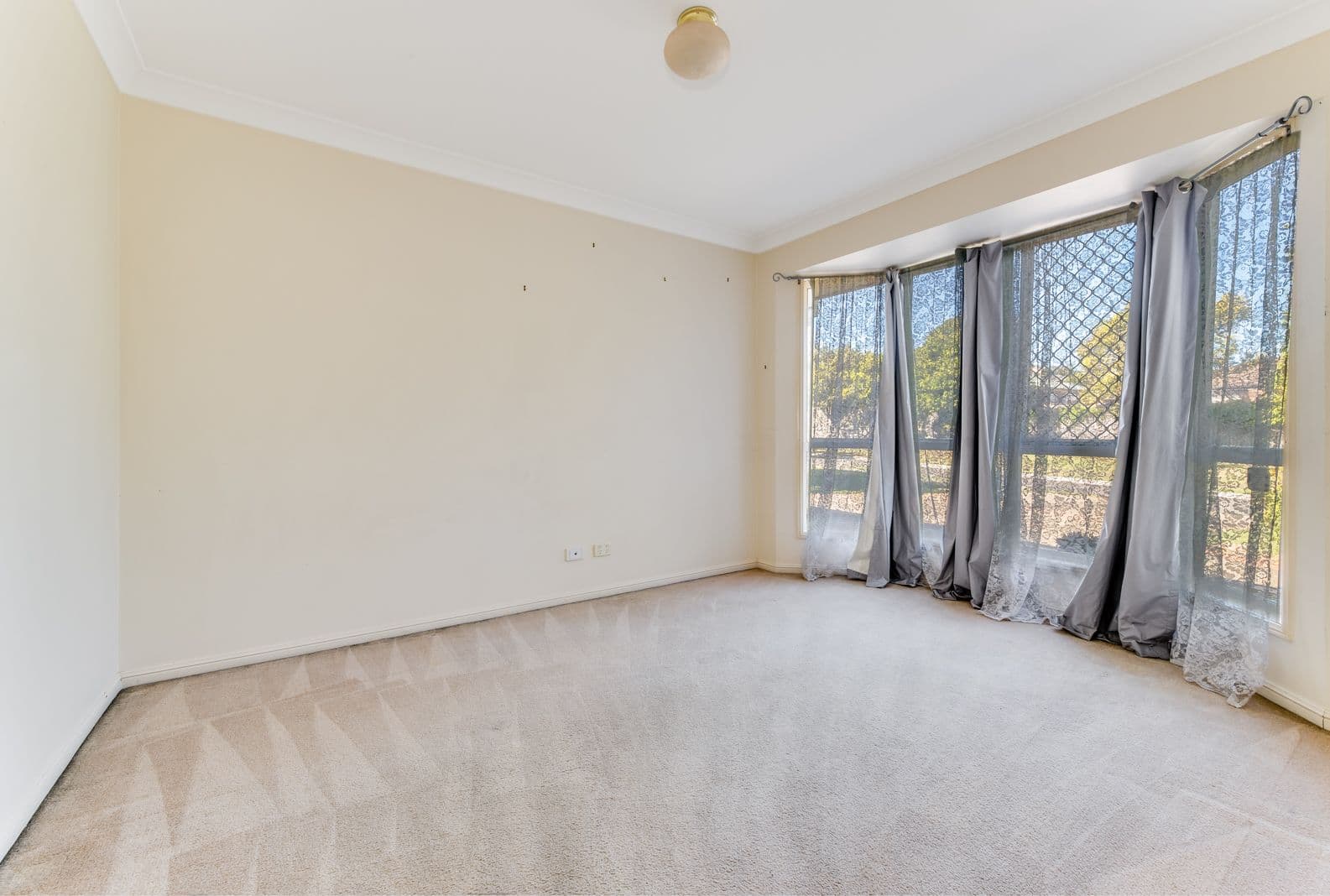 1 Hereford Crescent, Carindale QLD 4152, Carindale - Thumbnail 8