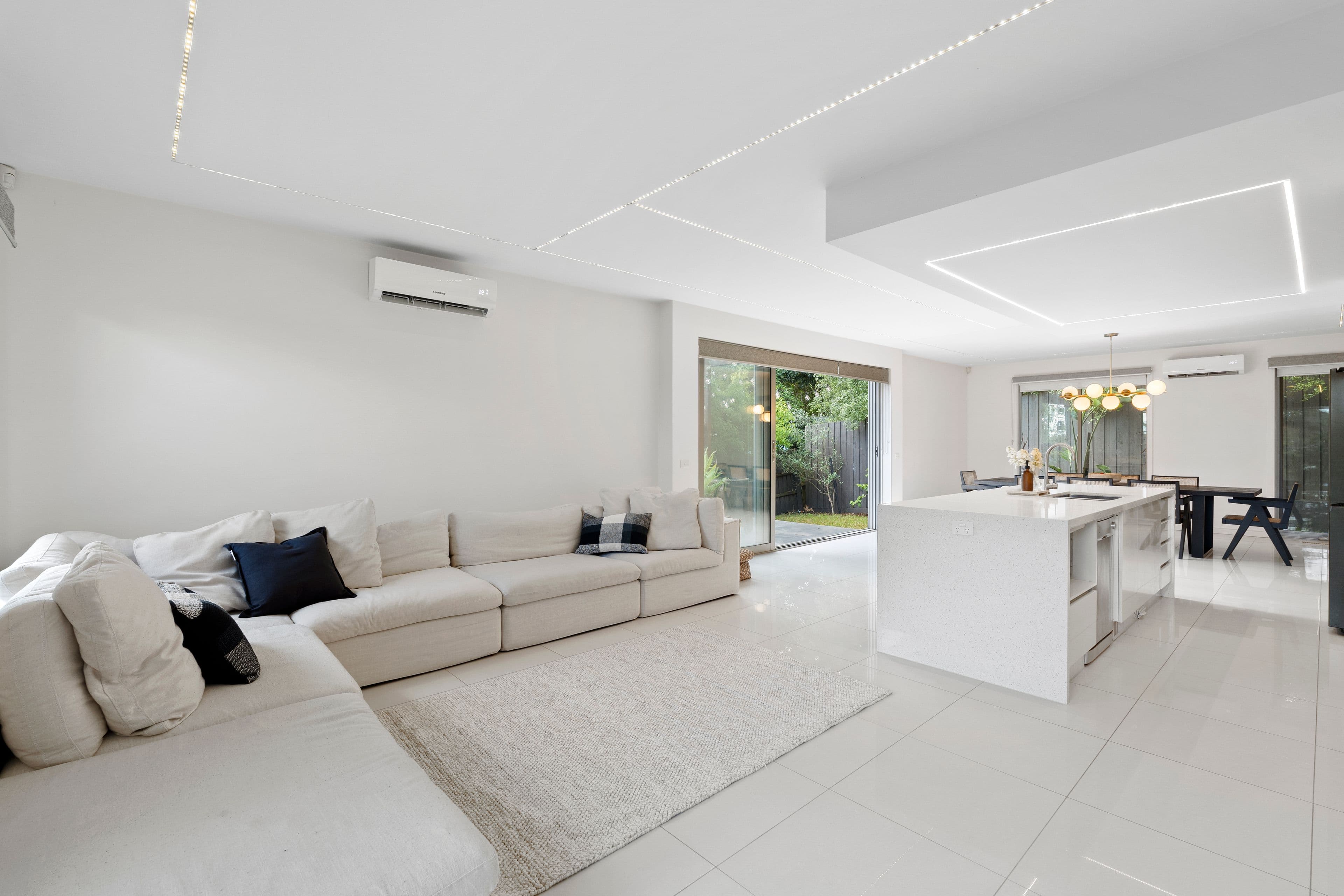 9 Shelly Avenue, Boronia VIC 3155, Boronia - Thumbnail 2