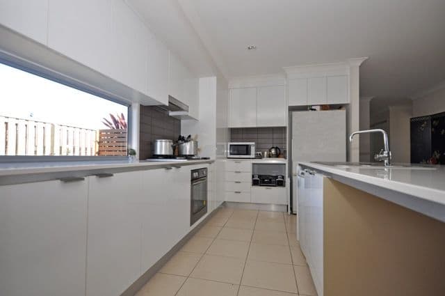 3 Lonsdale Close, Narangba QLD 4504, Narangba - Thumbnail 2