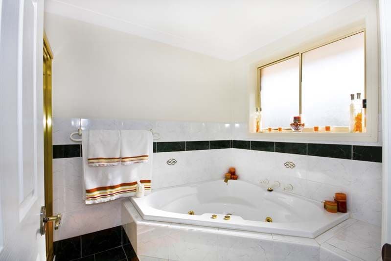 12  Earl Place, CECIL HILLS NSW 2171, Cecil Hills - Thumbnail 8