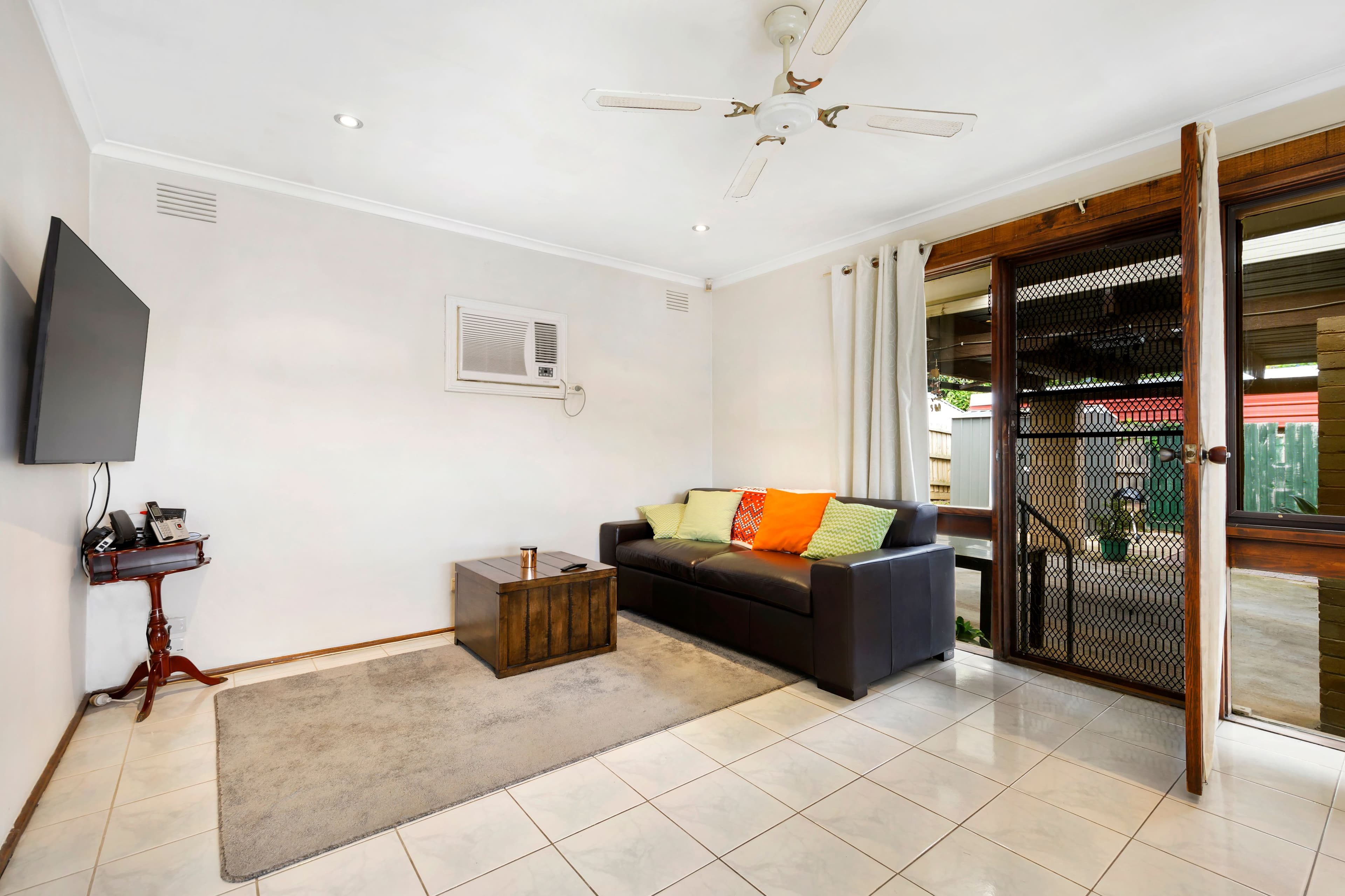 16 Nicholson Close, Endeavour Hills VIC 3802, Endeavour Hills - Thumbnail 4