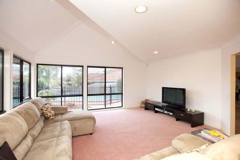 10 Lorikeet Place, WISHART QLD 4122, Wishart - Thumbnail 2