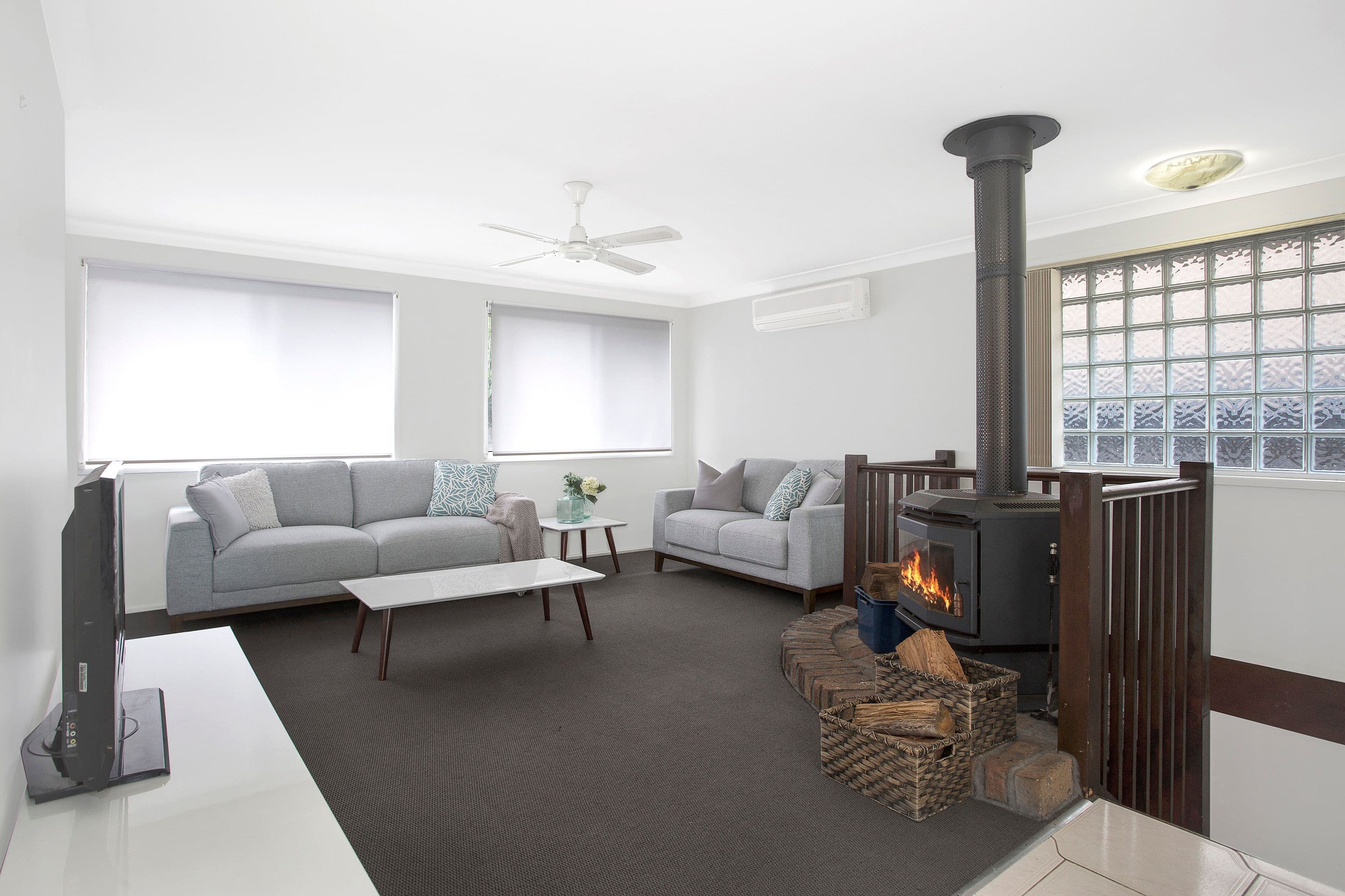 57 Lakedge Avenue, Berkeley Vale - Thumbnail 4