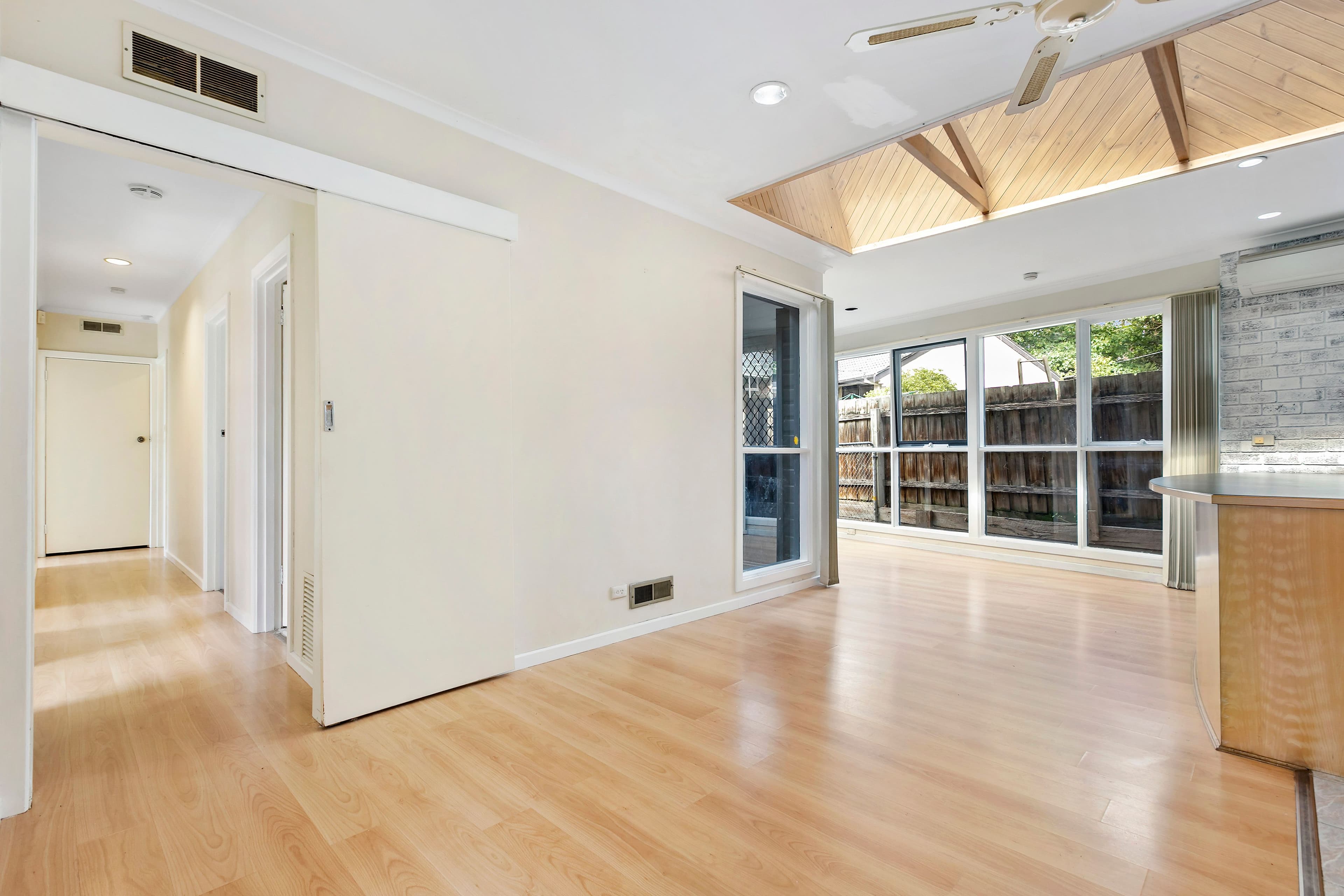 75 Lindrum Road, Frankston VIC 3199, Frankston - Thumbnail 4