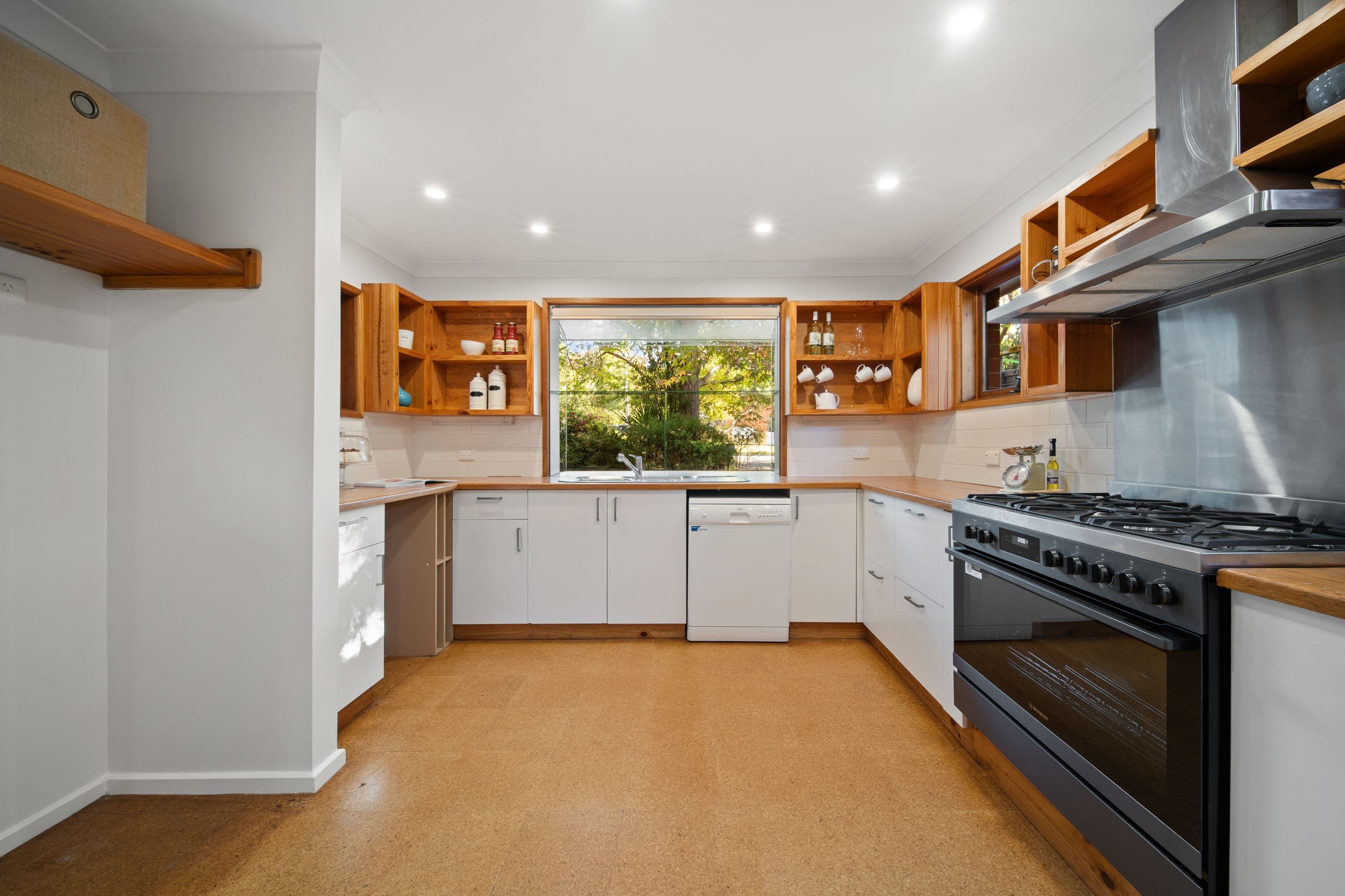 14 Amaroo Street, Reid ACT 2612, Reid - Thumbnail 2