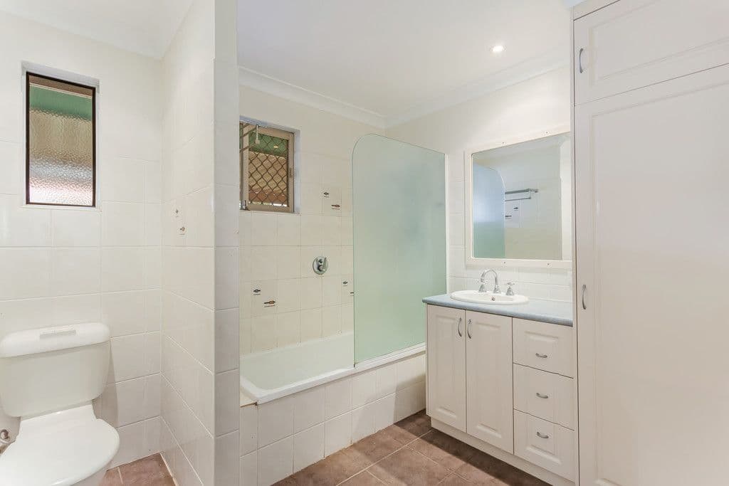 20 Hunter Street, Centenary Heights QLD 4350, Centenary Heights - Thumbnail 7