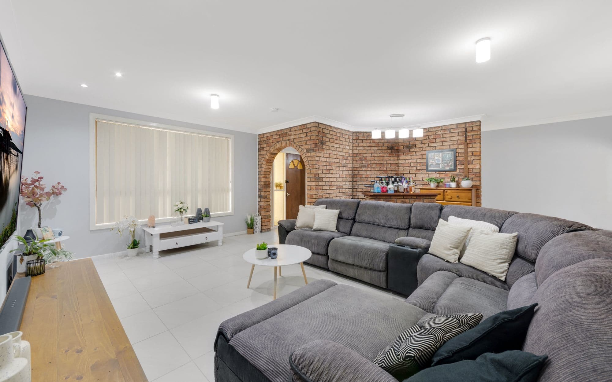 27 Twingleton Avenue, Ambarvale NSW 2560, Ambarvale - Thumbnail 2