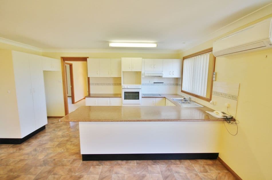 28 McNarry Place, YOUNG NSW 2594, Young - Thumbnail 7