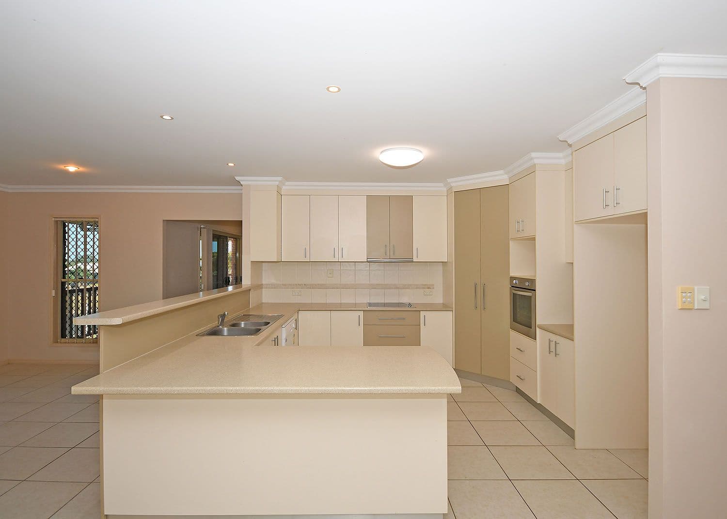 27 Gundesen Drive, Urraween QLD 4655, Urraween - Thumbnail 5