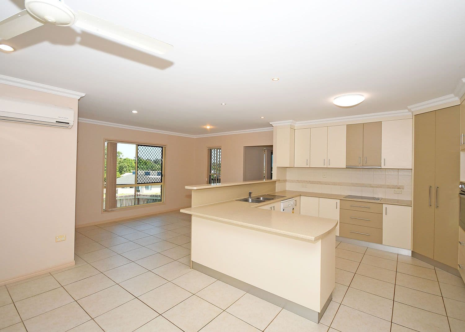 27 Gundesen Drive, Urraween QLD 4655, Urraween - Thumbnail 6