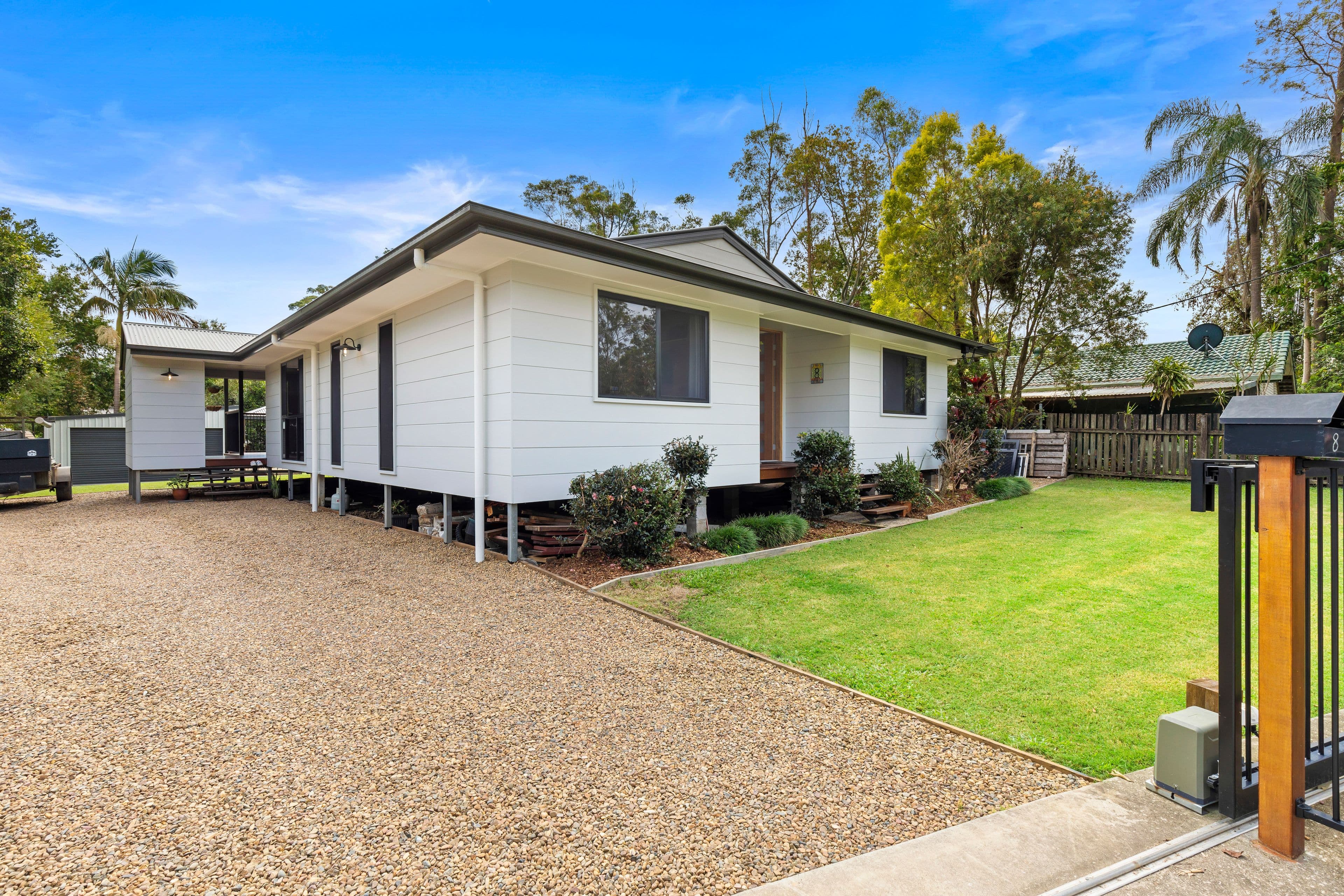 8 Gympie Street South, Landsborough QLD 4550, Landsborough - Thumbnail 2