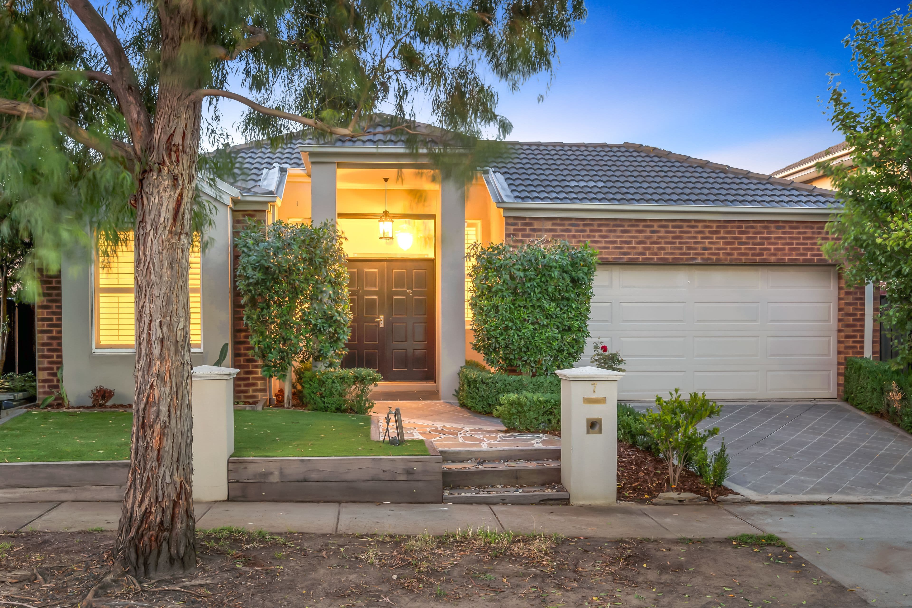 7 Ramsgate Lane, Craigieburn VIC 3064, Craigieburn - Thumbnail 2