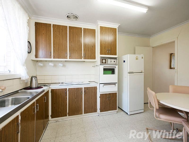 15 Lilian Court, Beaumaris VIC 3193, Beaumaris - Thumbnail 4