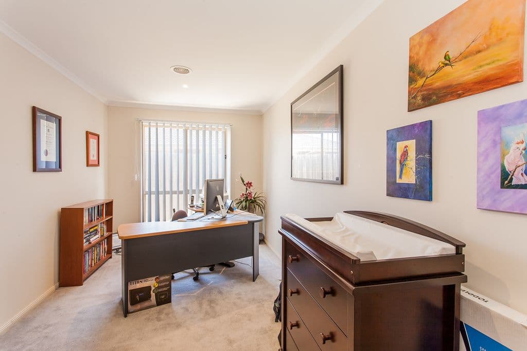 3 Lydeamore Place, Kurunjang VIC 3337, Kurunjang - Thumbnail 6