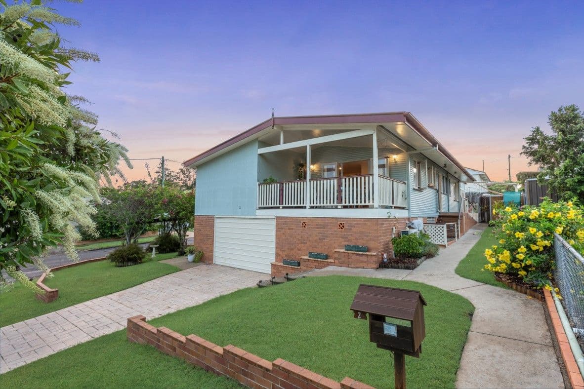 2 Brewster Street, Stafford Heights QLD 4053, Stafford Heights - Thumbnail 3
