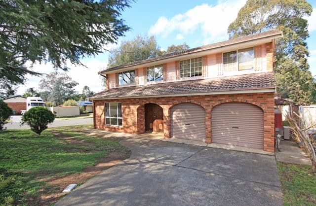 27 Woodlands Road, ST HELENS PARK NSW 2560, St Helens Park - Image 1