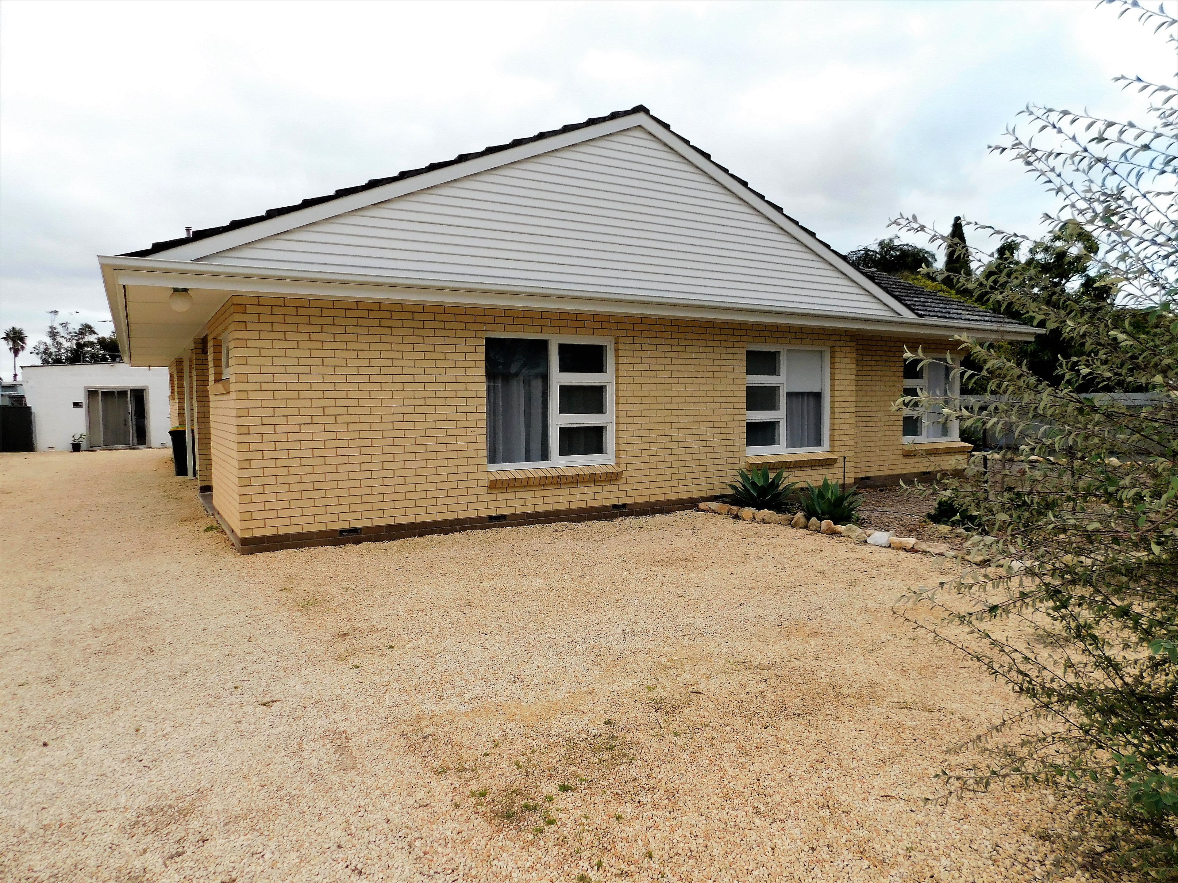 15 Cannawigara Road, Bordertown SA 5268, Bordertown - Image 1