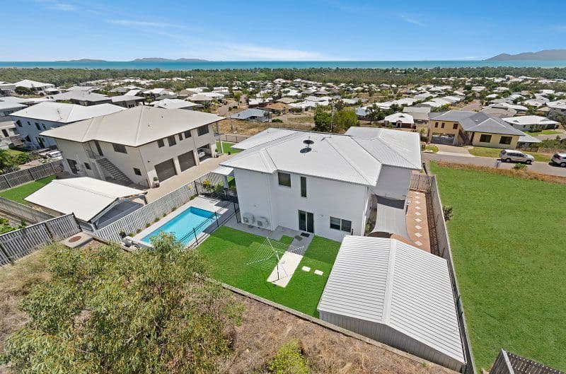 13 Cashell Crescent, Bushland Beach QLD 4818, Bushland Beach - Thumbnail 2