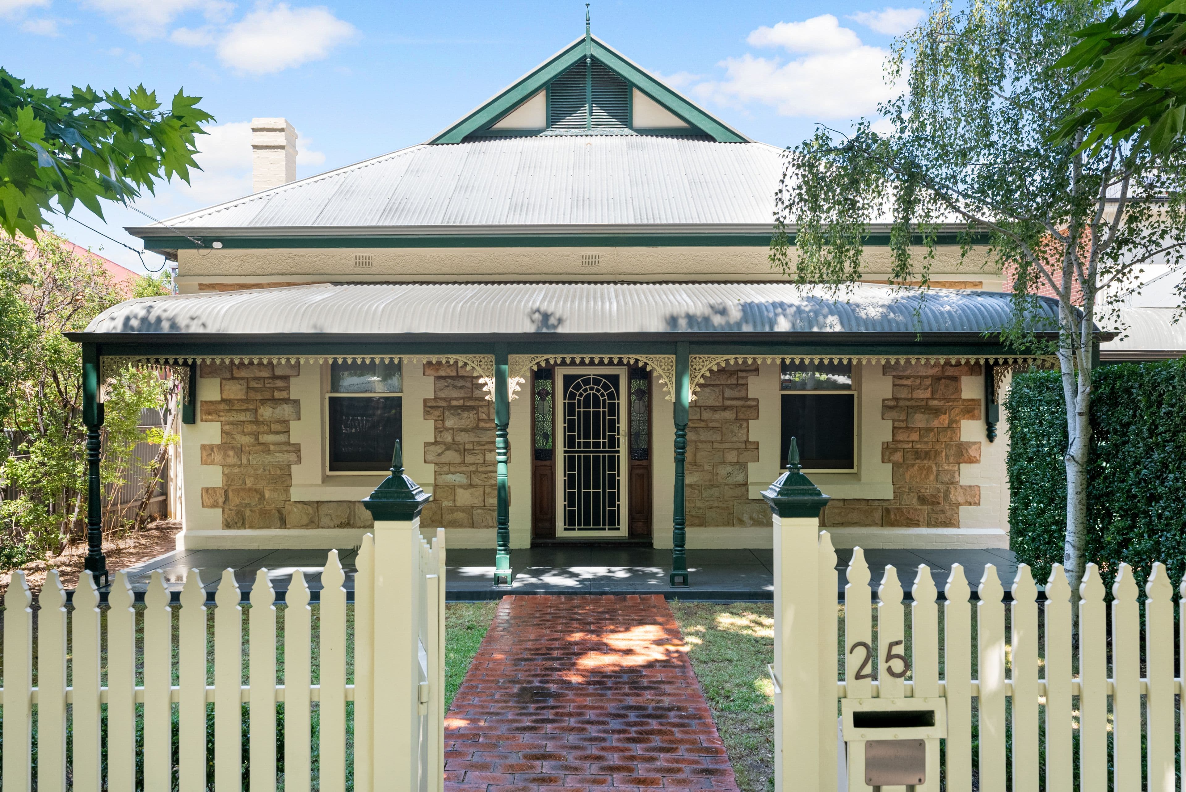 25 Ninth Avenue, St Peters SA 5069, St Peters - Image 1