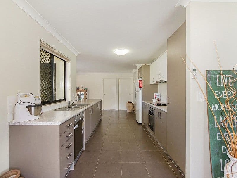 8 Murphys Lane, Oxenford QLD 4210, Oxenford - Thumbnail 6
