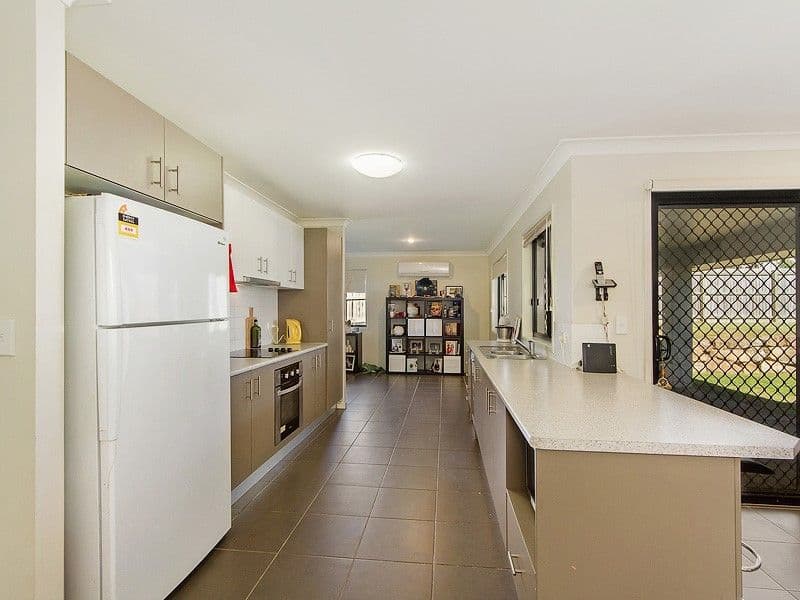 8 Murphys Lane, Oxenford QLD 4210, Oxenford - Thumbnail 7