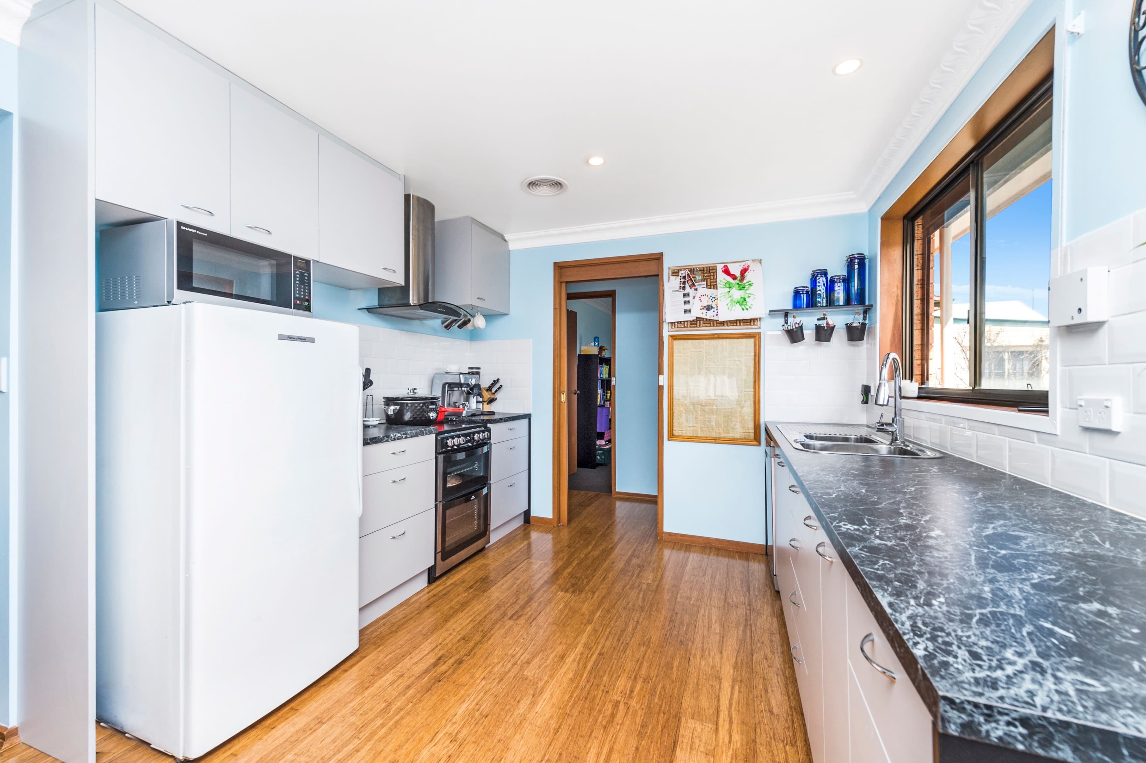 24 Collins Street, Queanbeyan - Thumbnail 5