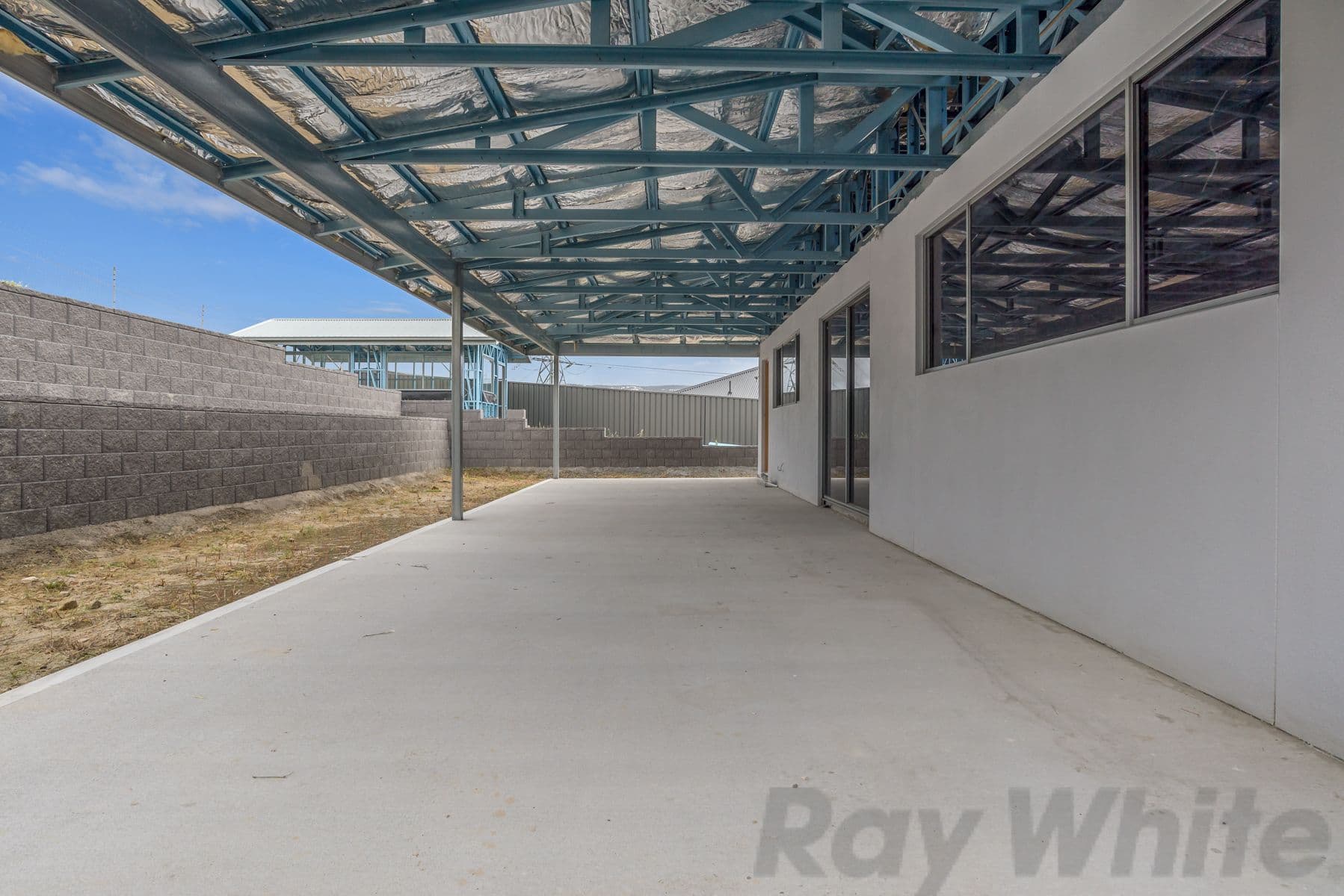 111 Delaware Drive, Macquarie Hills - Thumbnail 2