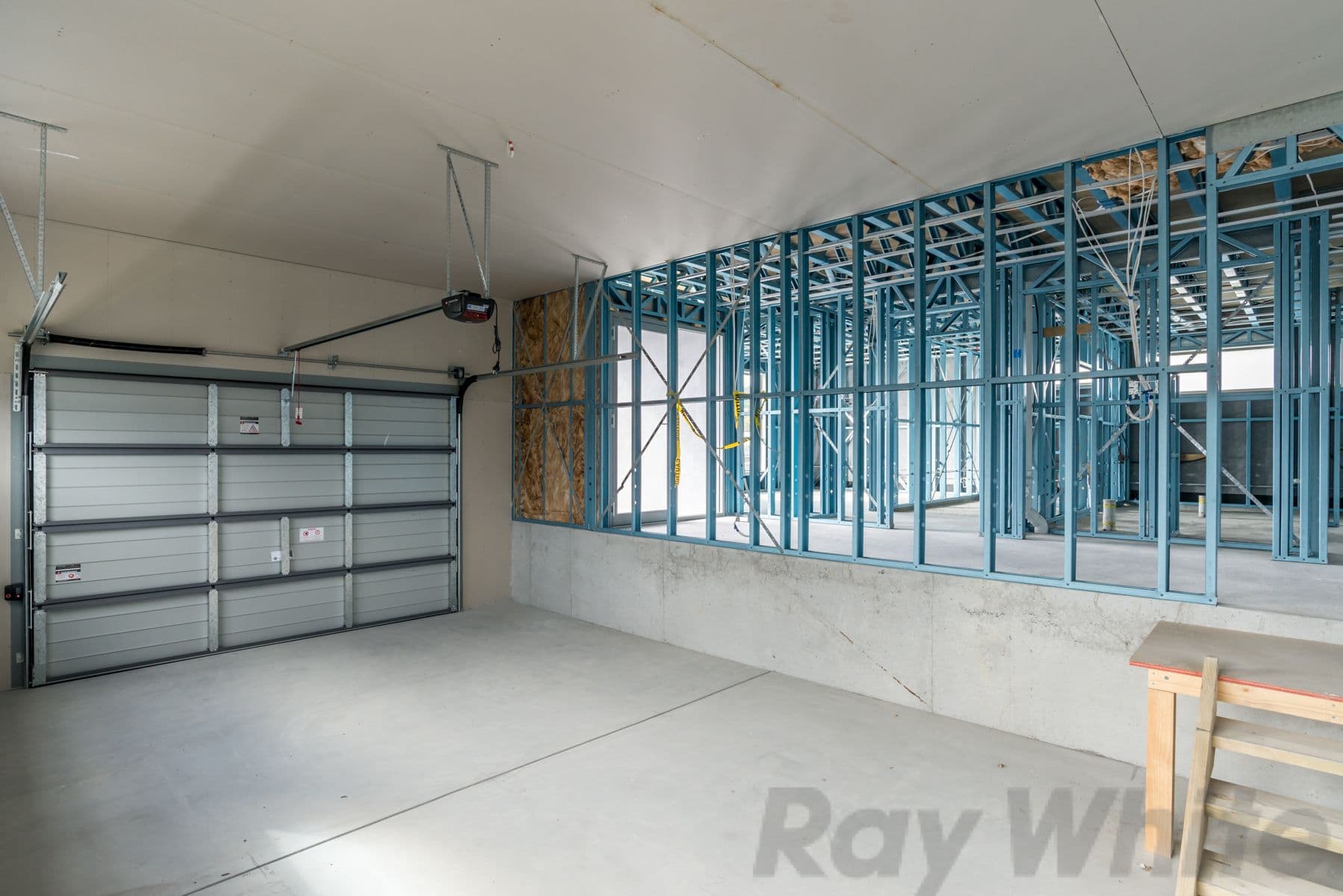 111 Delaware Drive, Macquarie Hills - Thumbnail 6