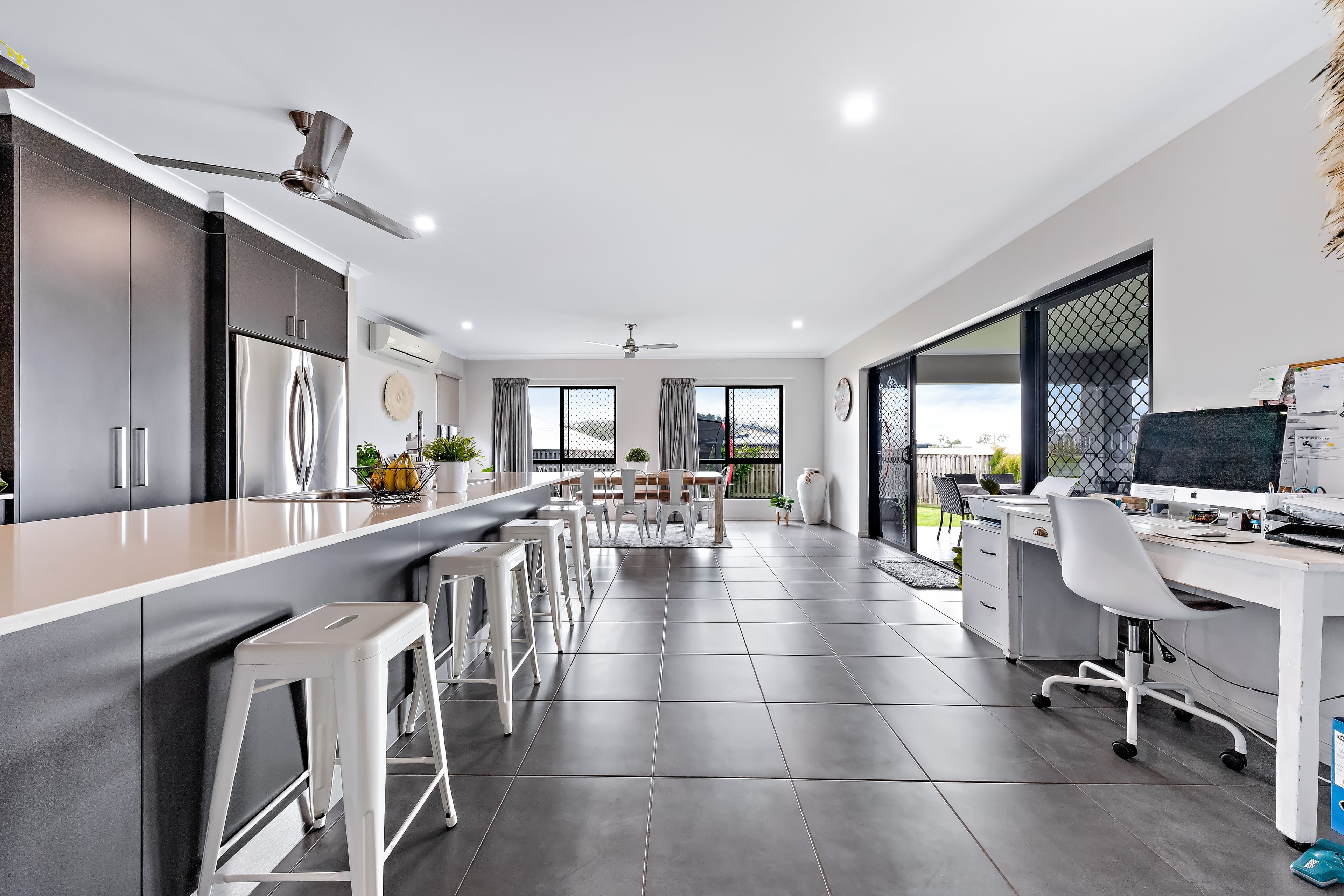 4 Vector Court, Cannonvale QLD 4802, Cannonvale - Thumbnail 2